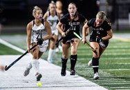 Mary, Libby Olivetti carry Mechanicsburg field hockey past State College