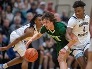 Trinity’s 18-0 run in 4th quarter, Owen Schlager’s 26 points, Mike Bednostin and Adelphe Cisse’s double-doubles stifle Bishop McDevitt