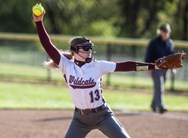 Huge second inning powers Mechanicsburg softball to emphatic win over Elizabethtown