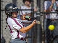 Mechanicsburg softball cruises past Bishop McDevitt in MPC Keystone showdown